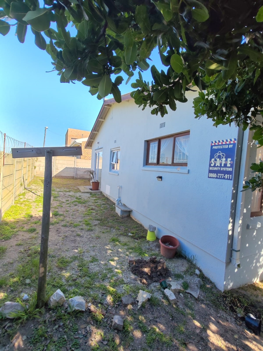 3 Bedroom Property for Sale in De Kelders Western Cape
